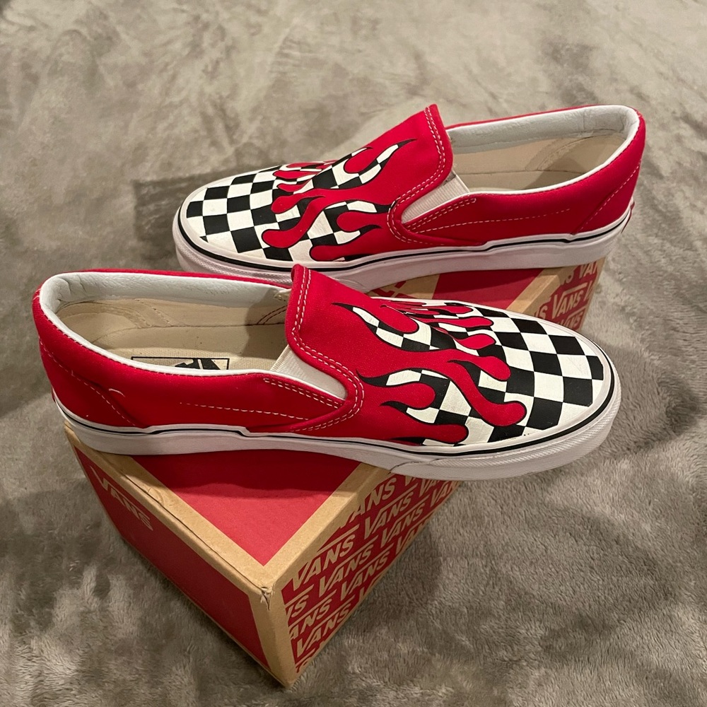 Checkered flame slip on vans - Picture 3 of 7